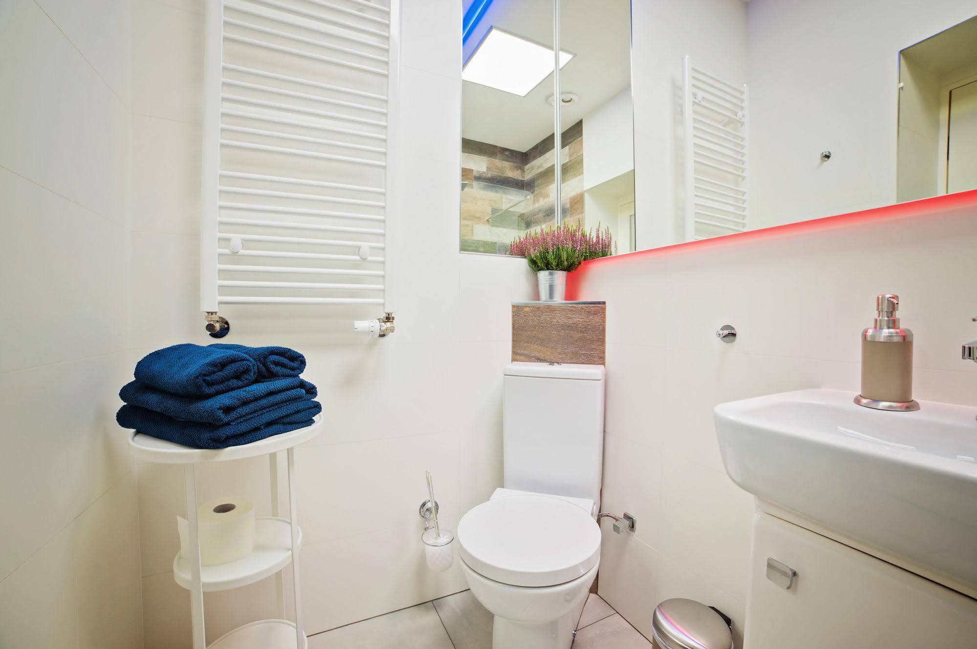 E-Apartamenty Swiety Marcin Poznan Exterior photo