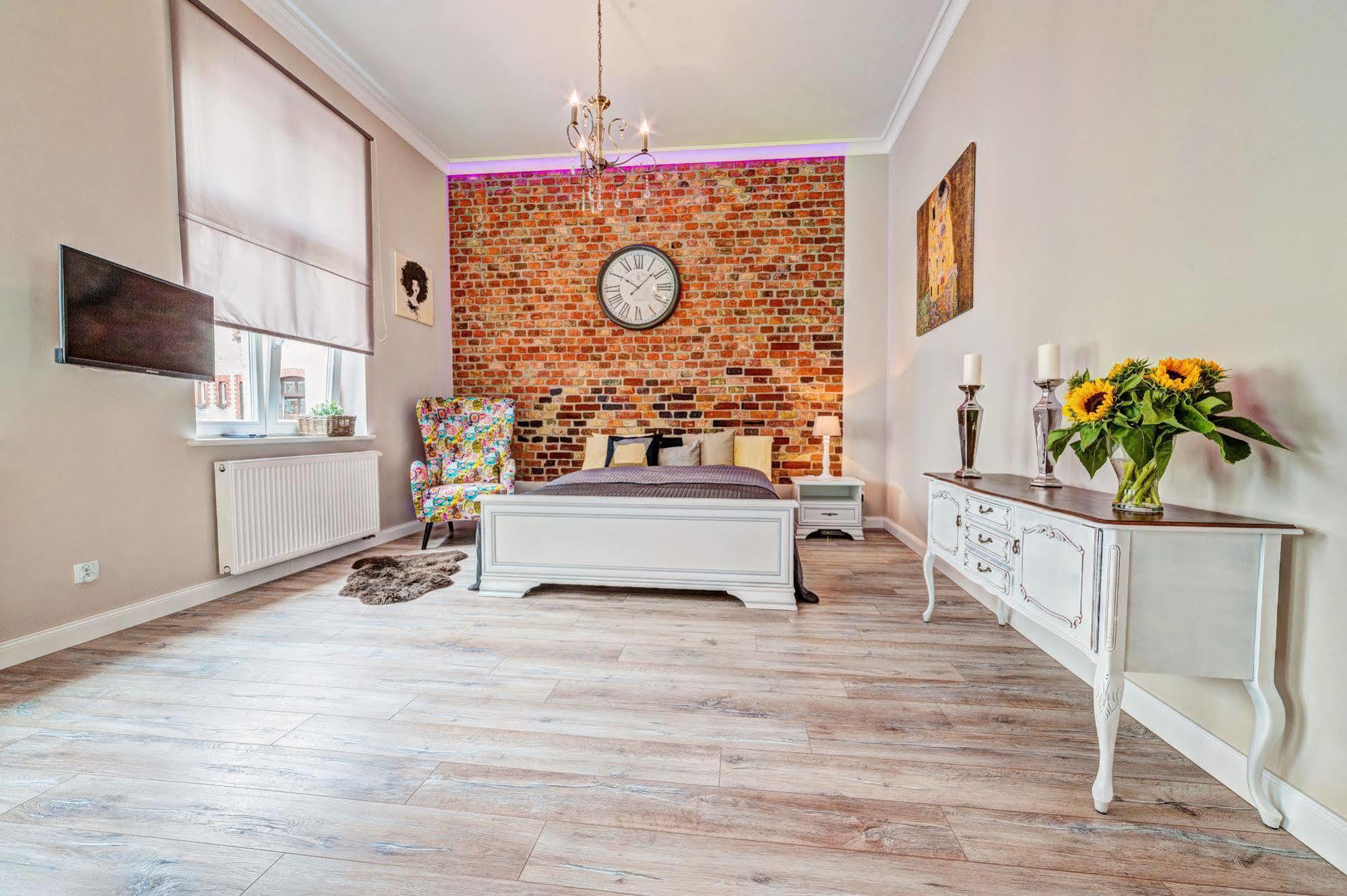 E-Apartamenty Swiety Marcin Poznan Exterior photo